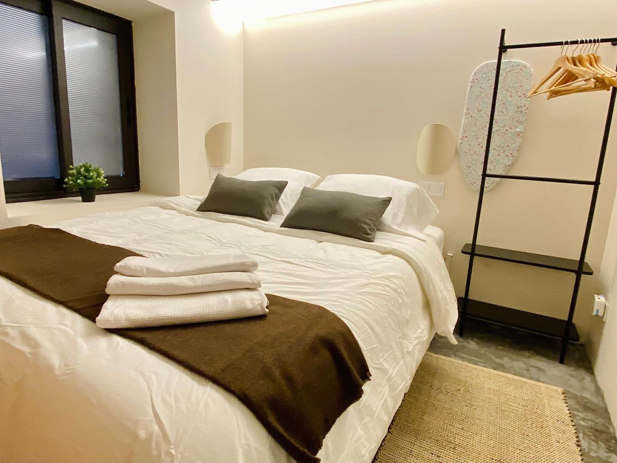 Oasis Apartments & Studios Old Town Center Barcelona Eksteriør billede